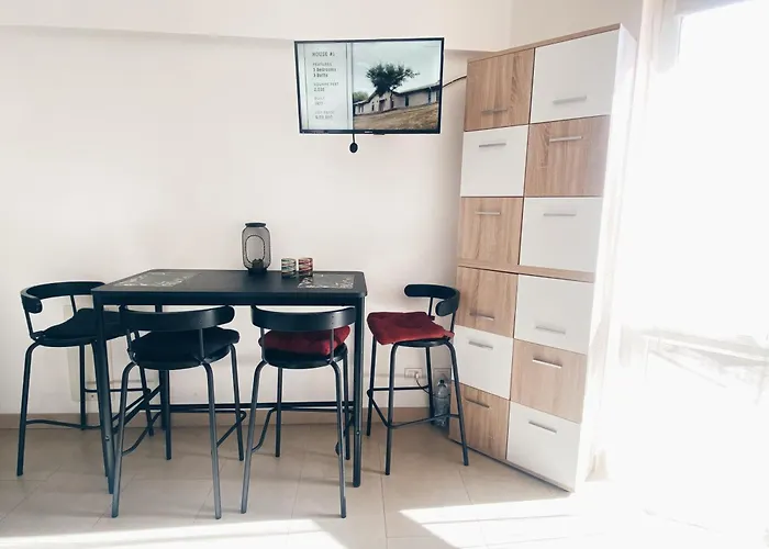 In With Private Parking *