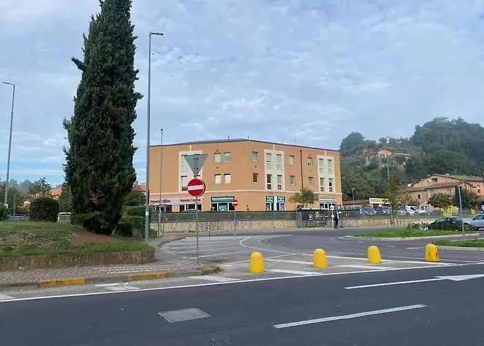 Apartment In With Private Parking Siena