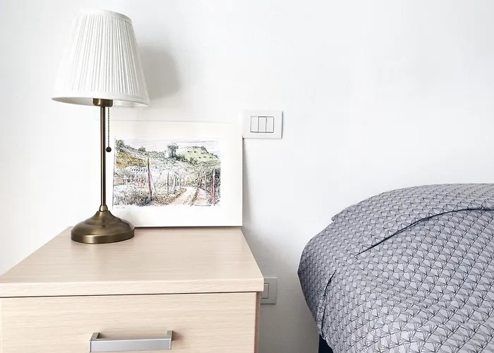 In With Private Parking * סיינה