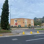 Apartment In With Private Parking Siena