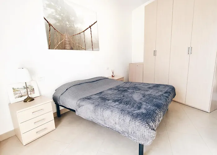 In With Private Parking Apartman Siena